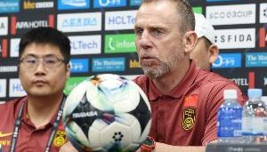 体坛：久尔杰维奇亮剑东亚杯 欲举攻势大旗出击韩国