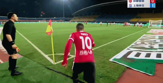 1668259195595059356.gif 2b.gif